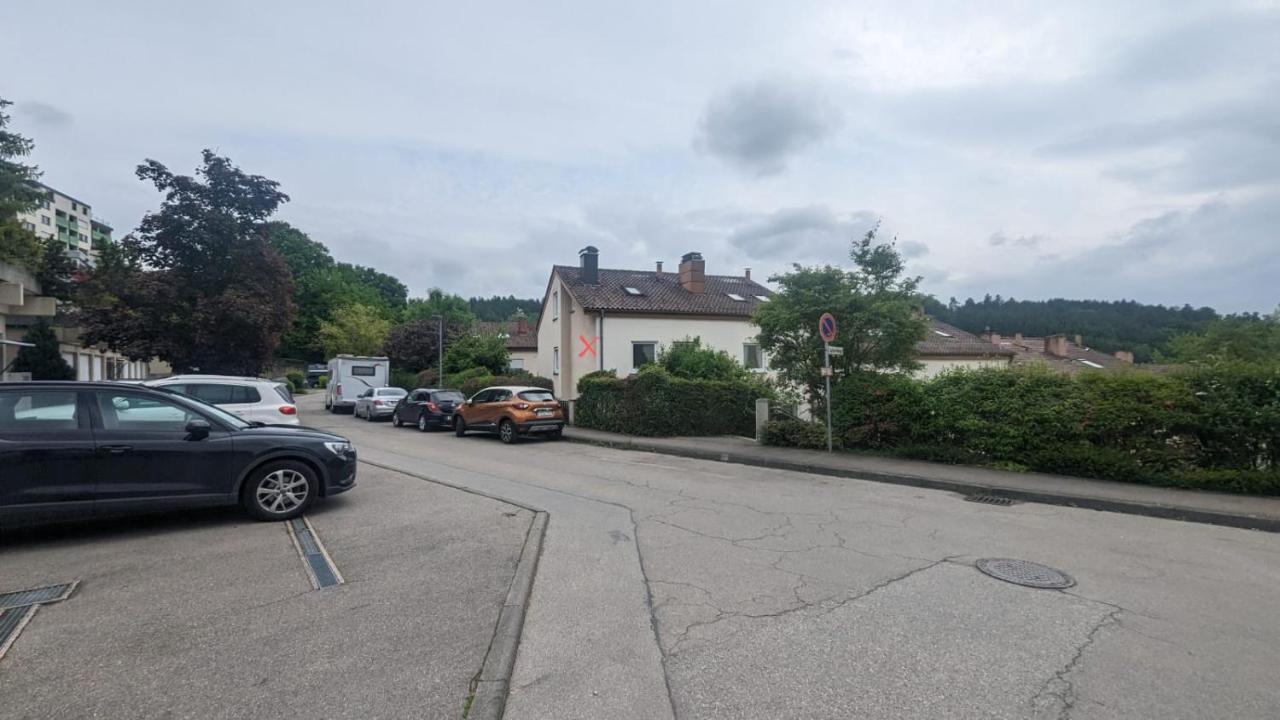 Reiheneckhaus Mit Garten Und Terasse เทตต์นัง ภายนอก รูปภาพ